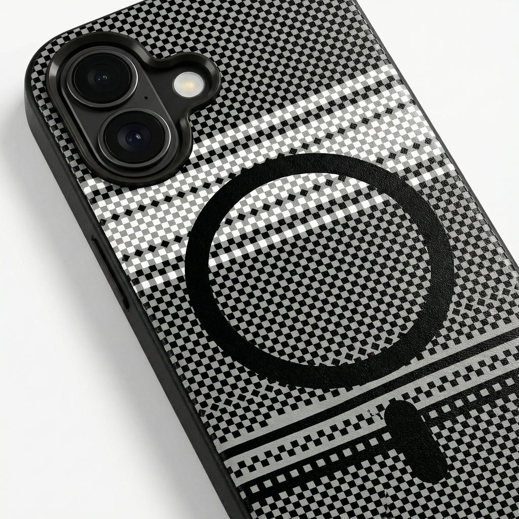 The Avaran Classic Matte - iPhone 16