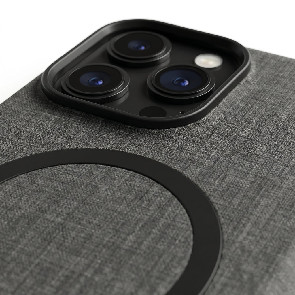 The Avaran Elite Tailored Leather Cover - iPhone 15 Pro